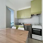 3122-t2 Climatise A 250m De La Avec Terrasse, Et Garage Apartmán *