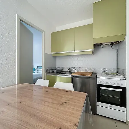 3122-t2 Climatise A 250m De La Avec Terrasse, Et Garage Apartmán *